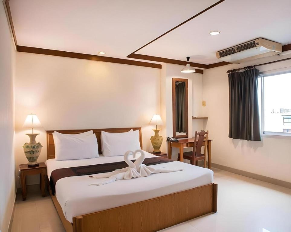 هتل هووارد اسکوئر بوتیک